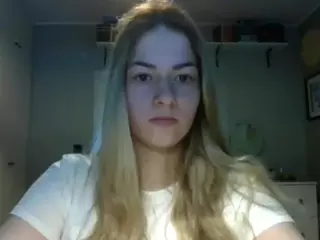 RosieJune's Live Sex Cam Show