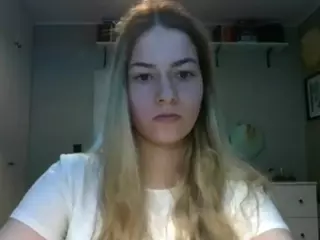 RosieJune's Live Sex Cam Show