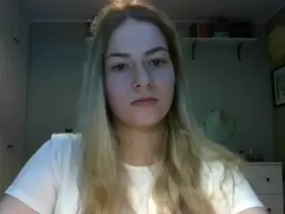 RosieJune's Live Sex Cam Show