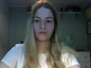 RosieJune's Live Sex Cam Show