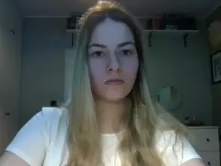 RosieJune's Live Sex Cam Show