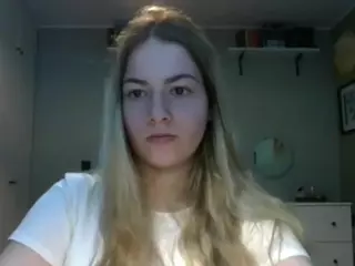 RosieJune's Live Sex Cam Show