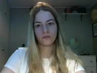 RosieJune's Live Sex Cam Show