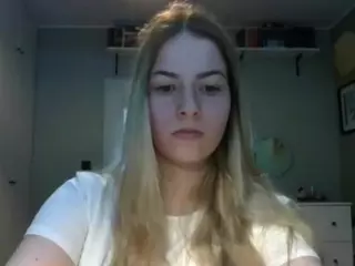 RosieJune's Live Sex Cam Show