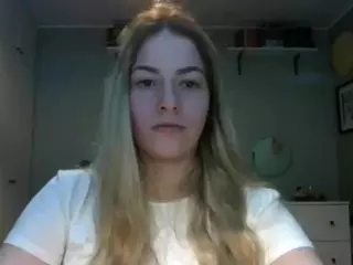 RosieJune's Live Sex Cam Show