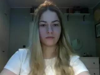 RosieJune's Live Sex Cam Show