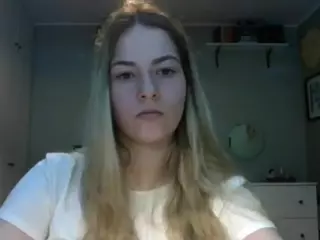RosieJune's Live Sex Cam Show