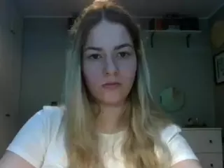 RosieJune's Live Sex Cam Show