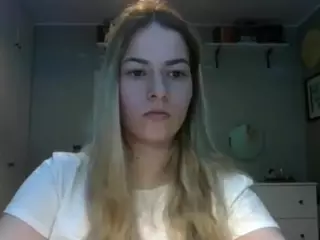 RosieJune's Live Sex Cam Show