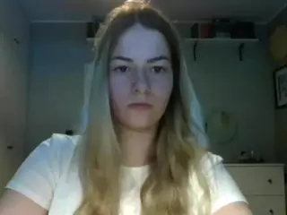 RosieJune's Live Sex Cam Show