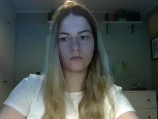 RosieJune's Live Sex Cam Show