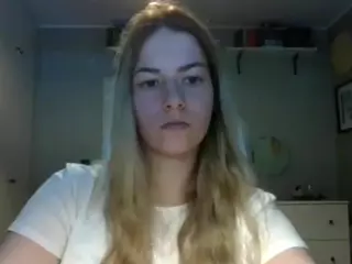 RosieJune's Live Sex Cam Show