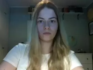 RosieJune's Live Sex Cam Show