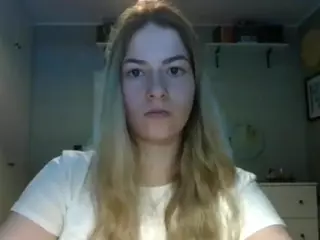 RosieJune's Live Sex Cam Show