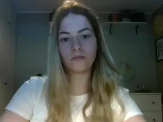 RosieJune's Live Sex Cam Show