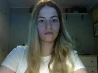 RosieJune's Live Sex Cam Show
