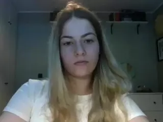 RosieJune's Live Sex Cam Show