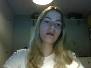 RosieJune's Live Sex Cam Show