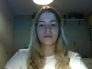 RosieJune's Live Sex Cam Show