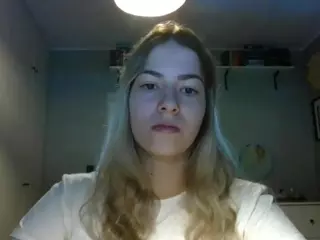 RosieJune's Live Sex Cam Show