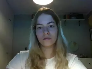 RosieJune's Live Sex Cam Show
