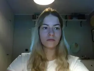 RosieJune's Live Sex Cam Show