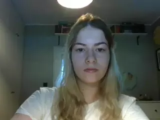 RosieJune's Live Sex Cam Show