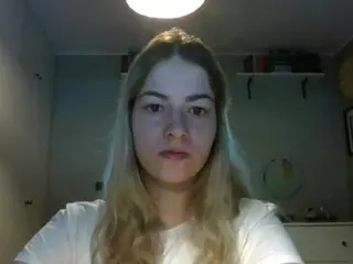 RosieJune's Live Sex Cam Show