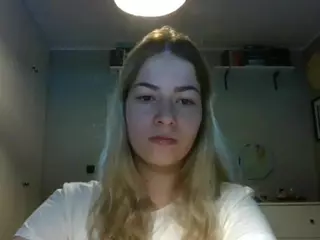 RosieJune's Live Sex Cam Show