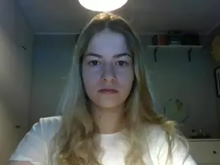 RosieJune's Live Sex Cam Show