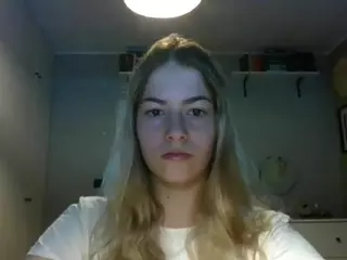RosieJune's Live Sex Cam Show