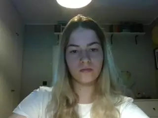 RosieJune's Live Sex Cam Show