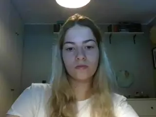 RosieJune's Live Sex Cam Show