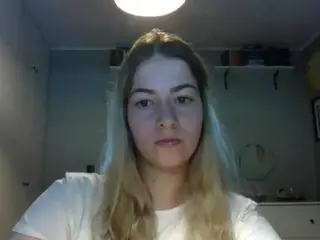 RosieJune's Live Sex Cam Show
