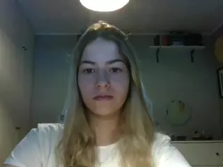 RosieJune's Live Sex Cam Show