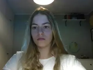 RosieJune's Live Sex Cam Show