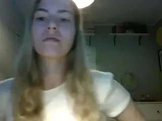 RosieJune's Live Sex Cam Show