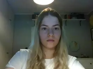 RosieJune's Live Sex Cam Show