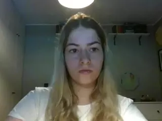RosieJune's Live Sex Cam Show
