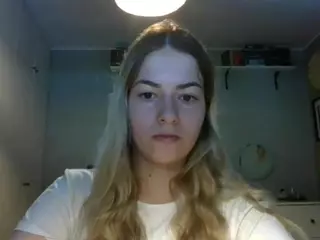 RosieJune's Live Sex Cam Show