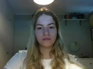 RosieJune's Live Sex Cam Show