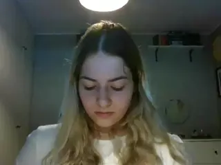 RosieJune's Live Sex Cam Show