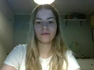 RosieJune's Live Sex Cam Show