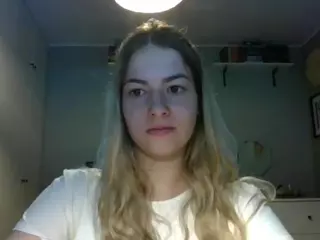 RosieJune's Live Sex Cam Show