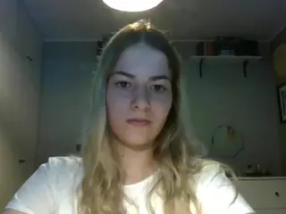 RosieJune's Live Sex Cam Show
