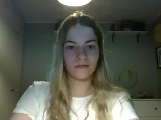 RosieJune's Live Sex Cam Show