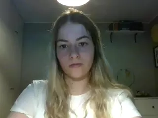 RosieJune's Live Sex Cam Show