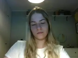 RosieJune's Live Sex Cam Show