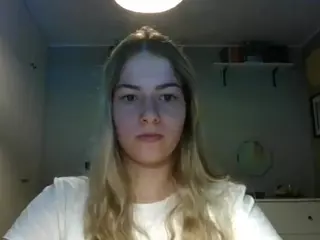 RosieJune's Live Sex Cam Show