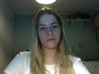 RosieJune's Live Sex Cam Show